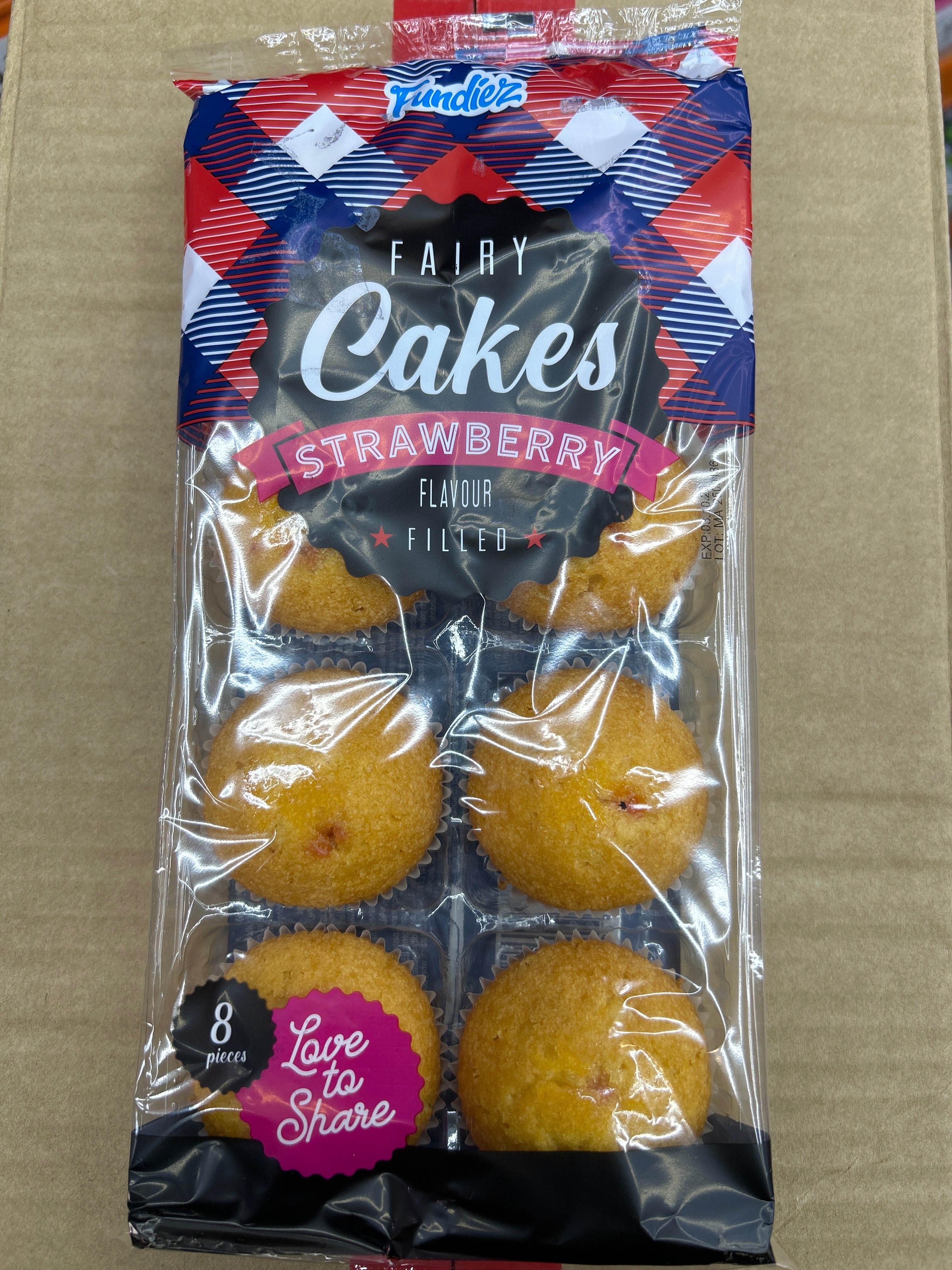 Fundiez Fairy Cakes Strawberry Flavour Filled