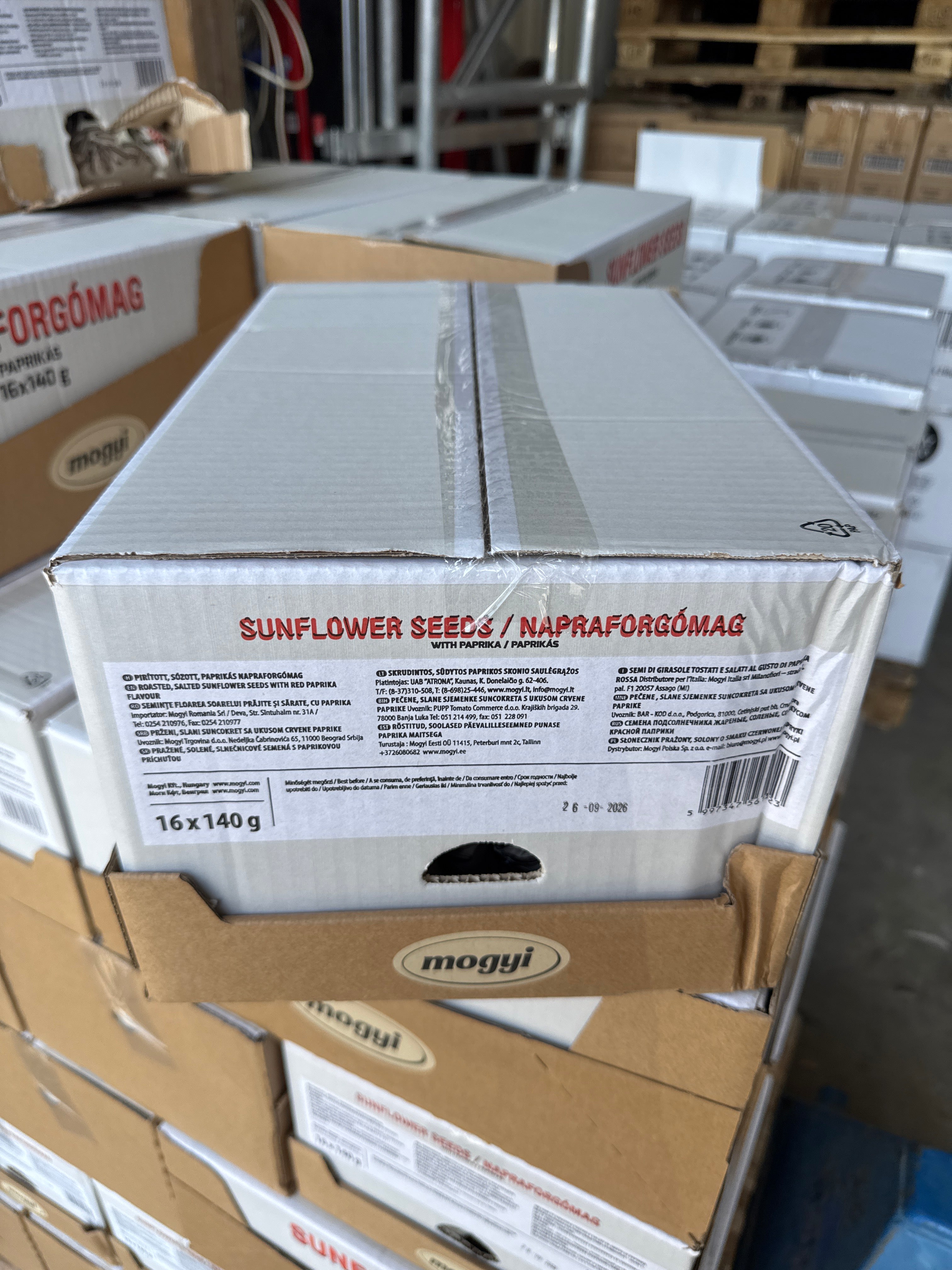Sunflower seeds (paprika) 16x140g